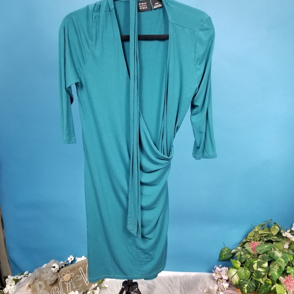 Press Dress - Picture 5 of 5